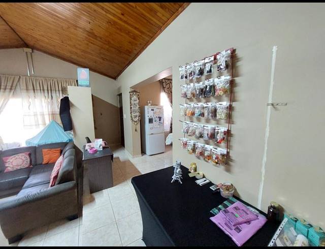 4 BEDROOM HOUSE FOR SALE IN LAUDIUM